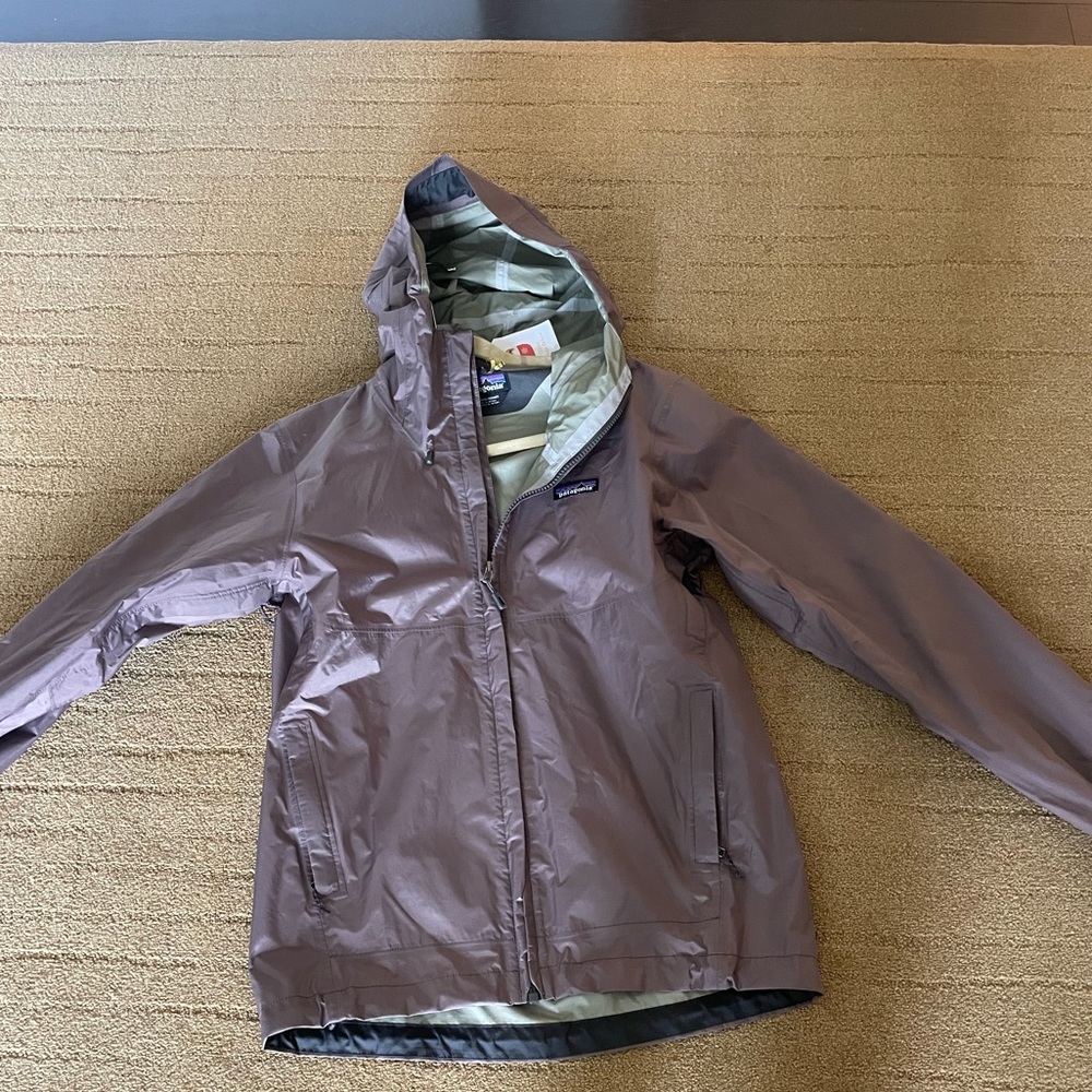 Men’s Patagonia Rain Jacket